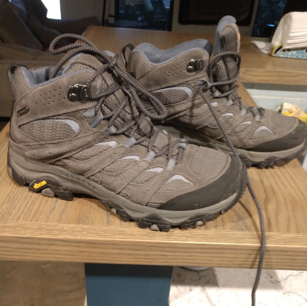 Merrell Moab 3 Hiking Boots View 4